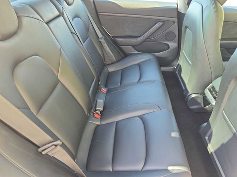 Used 2023 Tesla Model 3 Standard Range image 17