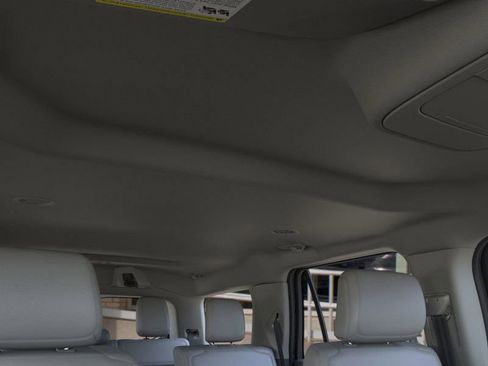 New 2026 Ford Expedition Active image 24