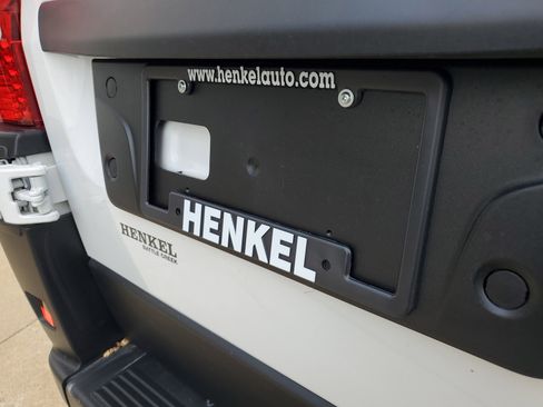 Used 2025 RAM ProMaster 2500 w/ Storage Group image 26