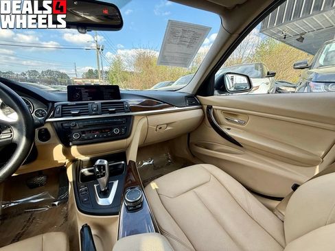 Used 2015 BMW 328i xDrive Sedan AWD/4WD image 20