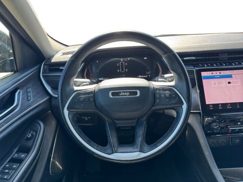 Used 2021 Jeep Grand Cherokee L Limited image 13