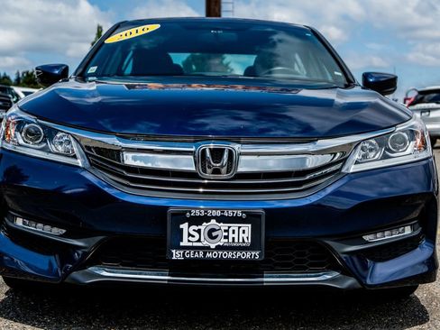 Used 2016 Honda Accord Sport image 5