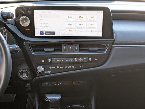 Used 2023 Lexus ES 350 w/ Premium Package image 17