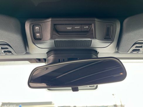 Used 2025 Jeep Wrangler Sahara w/ Safety Group image 27