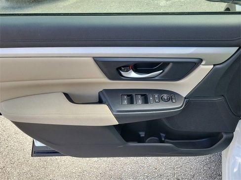Used 2020 Honda CR-V LX image 17