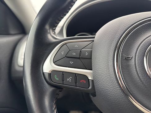 Used 2020 Jeep Compass Latitude AWD/4WD image 13