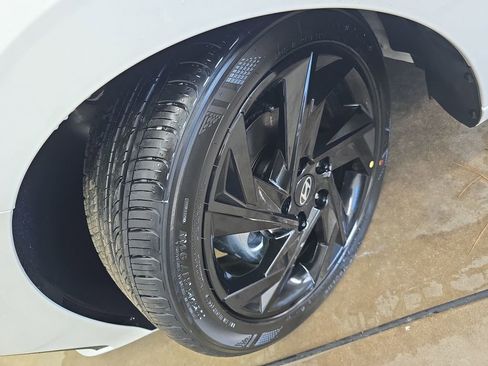 New 2026 Hyundai Elantra Sport FWD image 32