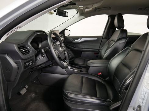 Certified 2025 Ford Escape Platinum image 14