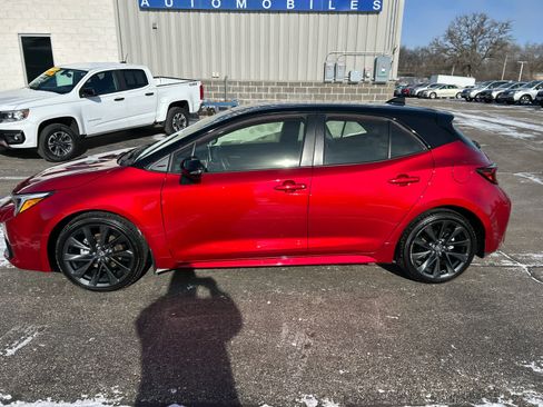 Used 2025 Toyota Corolla XSE image 6