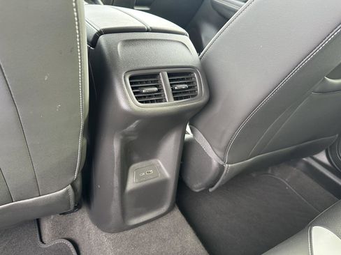Used 2025 Buick Envision Sport Touring AWD/4WD image 13