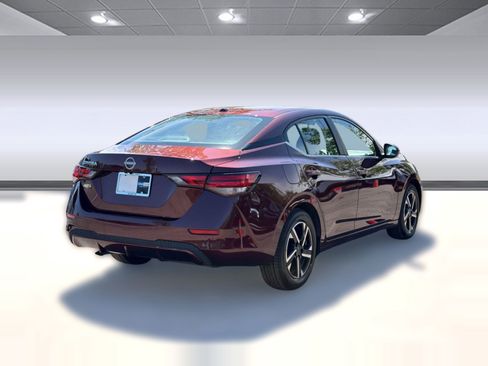 Used 2025 Nissan Sentra SV FWD image 9