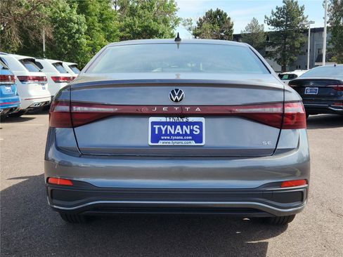 New 2025 Volkswagen Jetta SE image 4