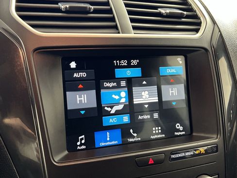 Used 2018 Ford Explorer XLT w/ Equipment Group 201A image 21