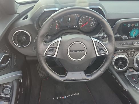 Used 2018 Chevrolet Camaro LT RWD image 18