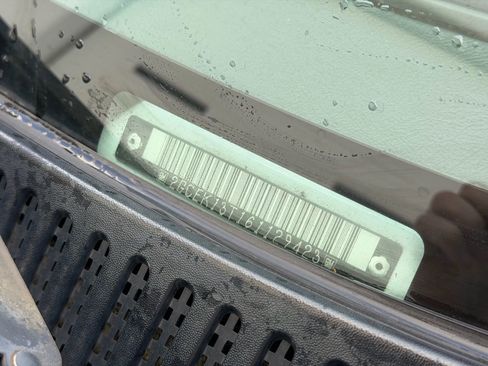 Used 2006 Chevrolet Silverado 1500 LT w/ Light Duty Power Package image 31