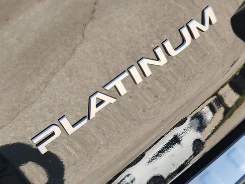 New 2025 Nissan Armada Platinum w/ Convenience Package image 9