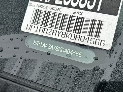 Used 2019 Porsche Cayenne image 16