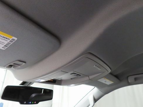 Used 2018 GMC Sierra 1500 SLT w/ SLT Premium Package image 18