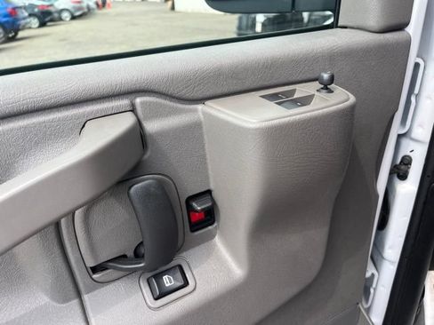Used 2025 GMC Savana 2500 w/ Driver Convenience Package RWD image 16