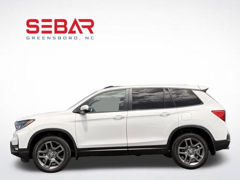 Used 2023 Honda Passport EX-L image 10