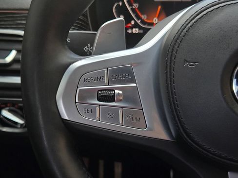 Used 2022 BMW 740i w/ M Sport Package RWD image 35