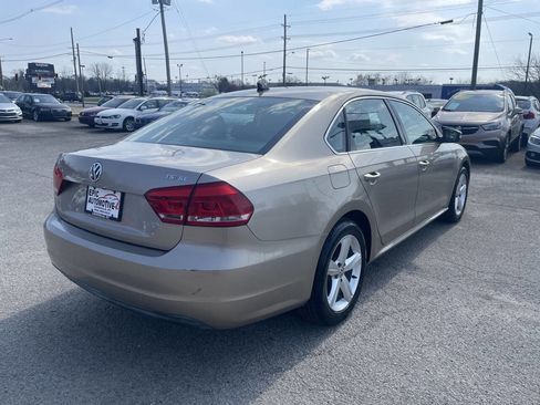 Used 2015 Volkswagen Passat 1.8T SE image 5