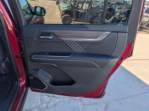 New 2026 GMC Acadia Denali w/ Super Cruise Package AWD/4WD image 21