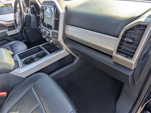 Used 2022 Ford F350 Lariat w/ Lariat Ultimate Package image 14