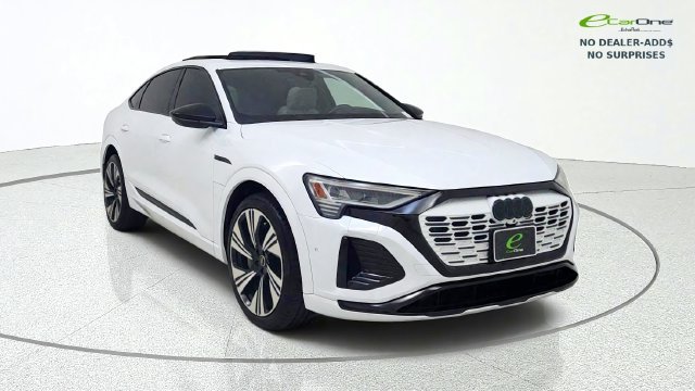 Used 2024 Audi Q8 e-tron Prestige w/ Prestige Package AWD/4WD image 1