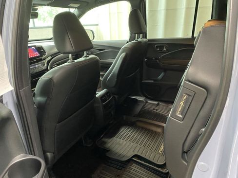 Used 2022 Honda Ridgeline Black Edition image 17