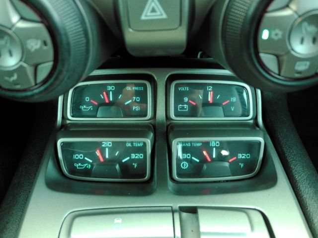 Used 2015 Chevrolet Camaro LT RWD image 35