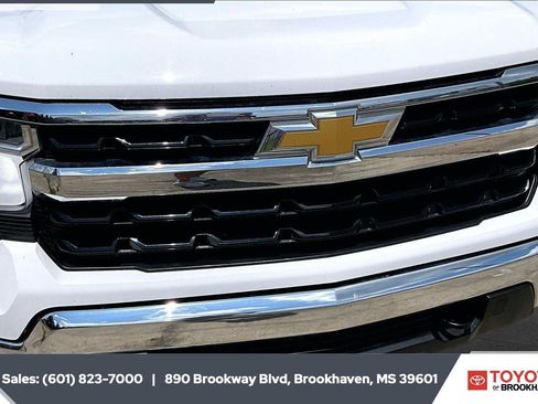 Used 2023 Chevrolet Silverado 1500 LT AWD/4WD image 21