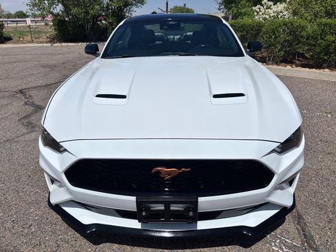 Used 2022 Ford Mustang Premium RWD image 6