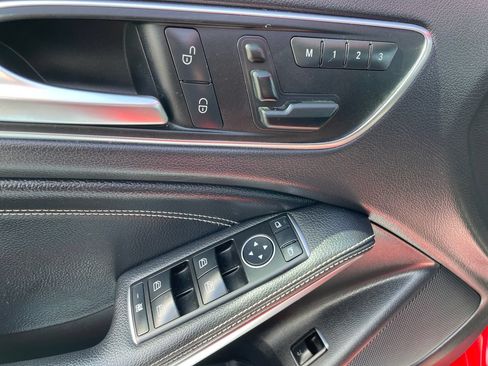 Used 2016 Mercedes-Benz GLA 250 4MATIC image 13