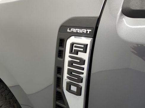 Used 2025 Ford F250 Lariat AWD/4WD image 52
