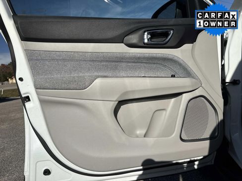 Used 2022 Jeep Compass Latitude w/ Convenience Group image 19