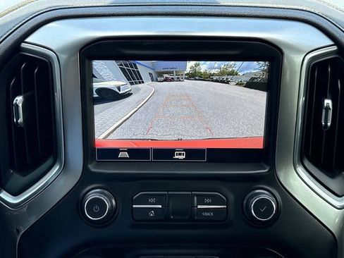 Used 2021 Chevrolet Silverado 1500 LT Trail Boss w/ LT Trail Boss Premium Package AWD/4WD image 17