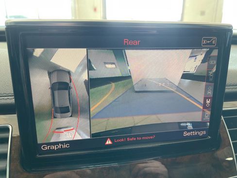 Used 2015 Audi A8 L 4.0T image 30