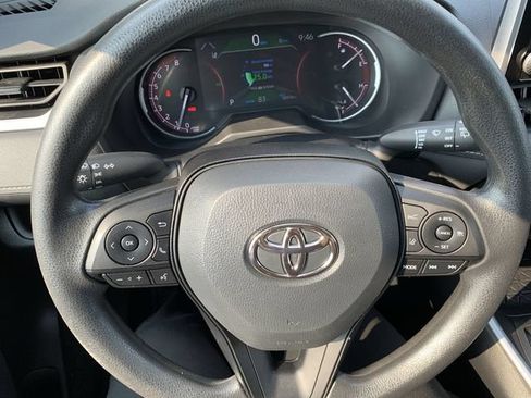 Certified 2023 Toyota RAV4 LE FWD image 19