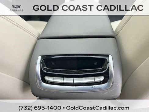 Certified 2023 Cadillac XT6 Premium Luxury AWD/4WD image 9