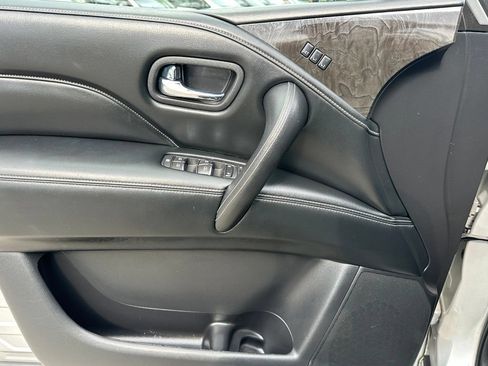 Used 2021 INFINITI QX80 Luxe AWD/4WD image 17
