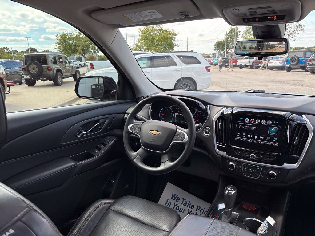 Used 2018 Chevrolet Traverse Premier w/ Redline Edition AWD/4WD image 22