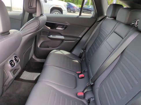 Used 2026 Mercedes-Benz GLC 300 GLC 300 image 14