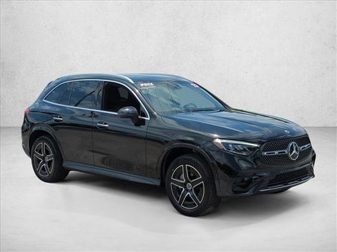 Certified 2023 Mercedes-Benz GLC 300 4MATIC image 3