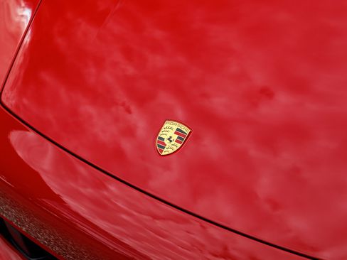 Used 2024 Porsche 911 Targa 4S image 1