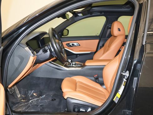 Used 2022 BMW 330e xDrive w/ M Sport Package image 13