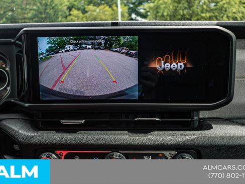 Used 2025 Jeep Wrangler Unlimited Sport AWD/4WD image 28