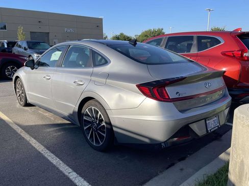 Used 2021 Hyundai Sonata Limited FWD image 3