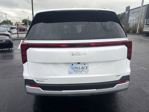 New 2026 Kia Carnival LXS image 5
