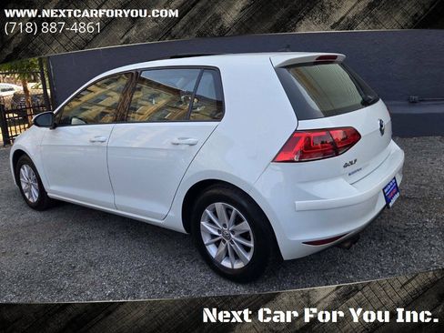 Used 2015 Volkswagen Golf S FWD image 3